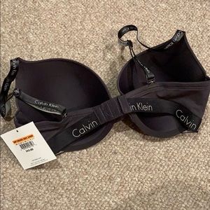 NWT Calvin Klein “Natural Lift” Bra